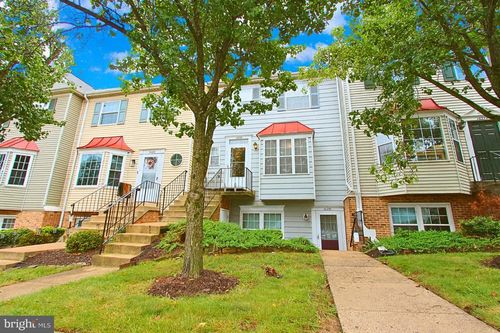 16278 Taconic Cir, DUMFRIES, VA, 22025-1530 | Card Image