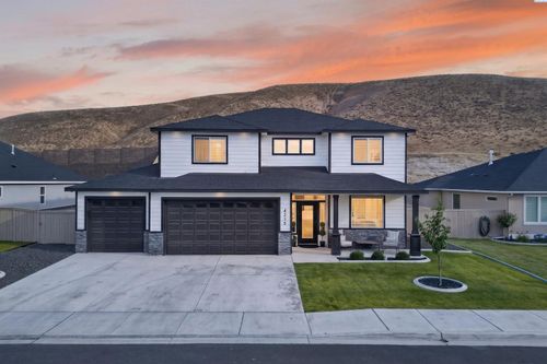 4315 Cowlitz Blvd, Richland, WA, 99352-7891 | Card Image