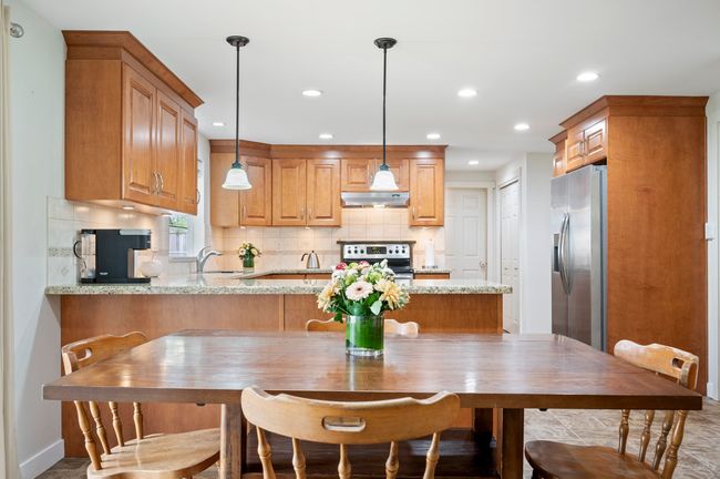 4195 207 A St, House other with 4 bedrooms, 3 bathrooms and 20 parking in Langley BC | Image 10