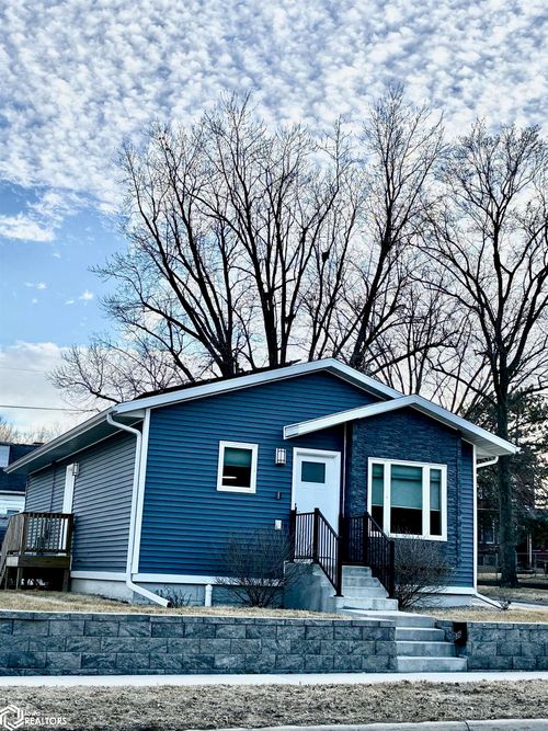 236 Avenue E, Fort Madison, IA, 52627-3012 | Card Image