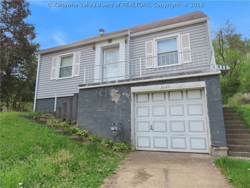 2649 Evergreen Dr, Charleston, WV, 25302-4427 | Card Image