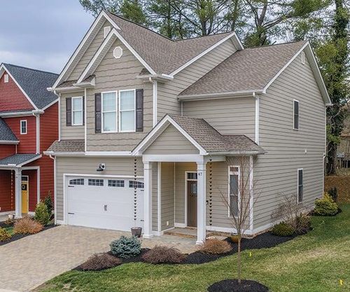 47 Chamberlain Loop, Lexington, VA, 24450-2279 | Card Image