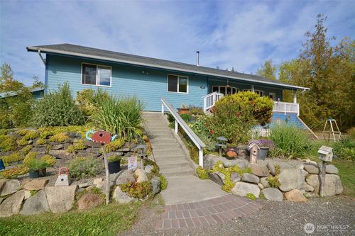 18212 138th Ave Se, Yelm, WA, 98597-8923 | Card Image