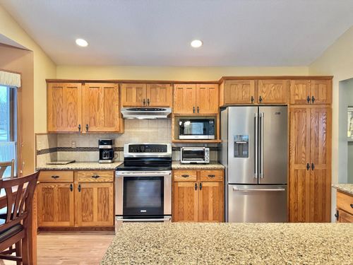 1894 Cherry St, Red Wing, MN, 55066-3561 | Card Image