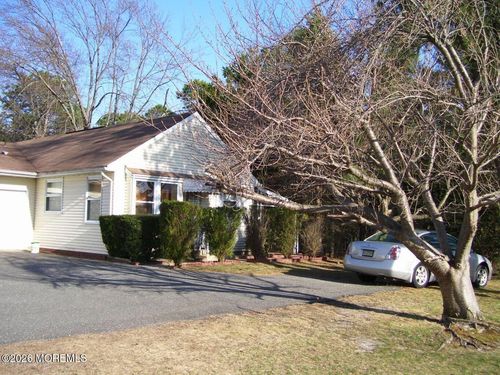 d-1 Quincy Dr, Whiting, NJ, 08759-2026 | Card Image