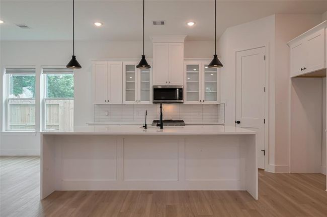 2532 Wall St, House other with 3 bedrooms, 3 bathrooms and 2 parking in Houston TX | Image 13