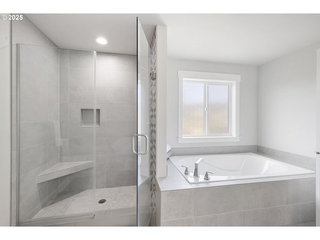 21338 Sw Simon Ter, House other with 5 bedrooms, 3 bathrooms and 2 parking in Sherwood OR | Image 27