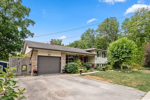 34 Martha St, Port Hope, ON, L1A2Y4 | Card Image