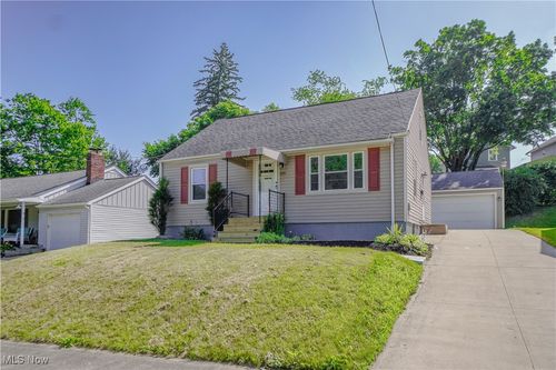 100 15th St Nw, Massillon, OH, 44647-6222 | Card Image