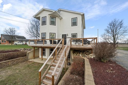 14204 Northmoor Dr, Cement City, MI, 49233-9637 | Card Image