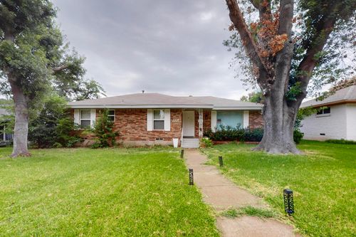 2204 Heather Glen Dr, Dallas, TX, 75232-2320 | Card Image