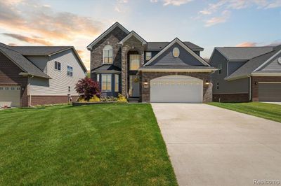 30796 Asbury Hill Drive, Home with 4 bedrooms, 2 bathrooms and null parking in Lyon Twp MI | Image 1