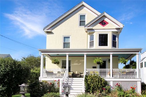 99 Roseneath Ave, Newport, RI, 02840-3865 | Card Image