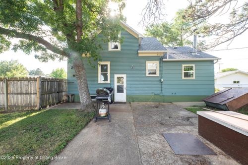 170 Cliff St, Gladstone, ND, 58630-7714 | Card Image