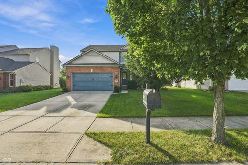 14023 Avalon Blvd, Fishers, IN, 46037-7220 | Card Image