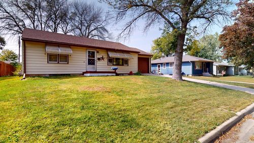 1502 Edina Ave, Albert Lea, MN, 56007-3208 | Card Image
