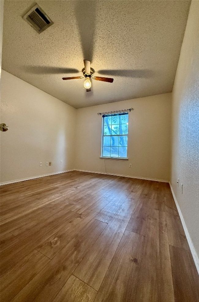 1502 Woodstone S, House other with 3 bedrooms, 2 bathrooms and null parking in Cedar Park TX | Image 9