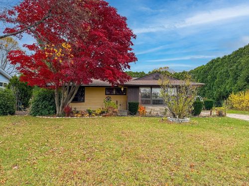 219 Dawn Blvd, Woonsocket, RI, 02895-1609 | Card Image