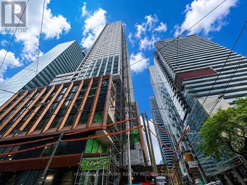 1112-400 King Street W, Toronto (Waterfront Communities), ON, M5V0X8 | Card Image