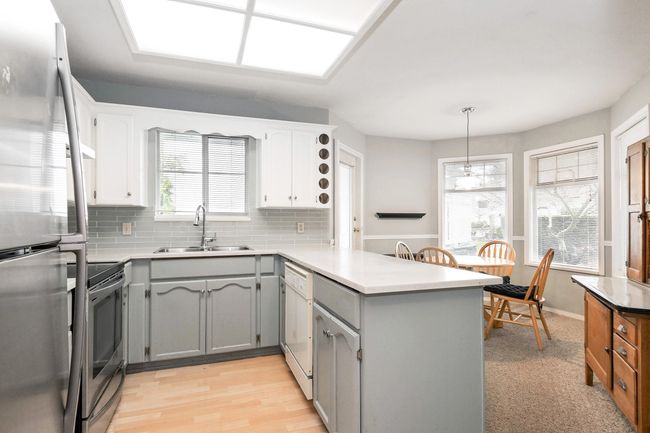 6 - 8737 212 St, Townhouse with 3 bedrooms, 2 bathrooms and 2 parking in Langley BC | Image 9