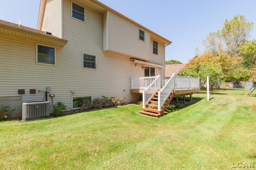 2306 Woodlawn Ln, Adrian, MI, 49221-9122 | Card Image