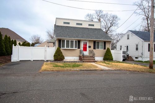 11 Tyndale Ave, Monroe, NJ, 08831-8738 | Card Image
