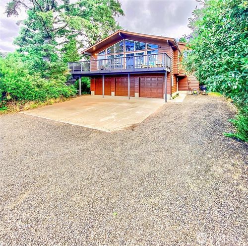 576 Puffin Ave Ne, Ocean Shores, WA, 98569-9613 | Card Image