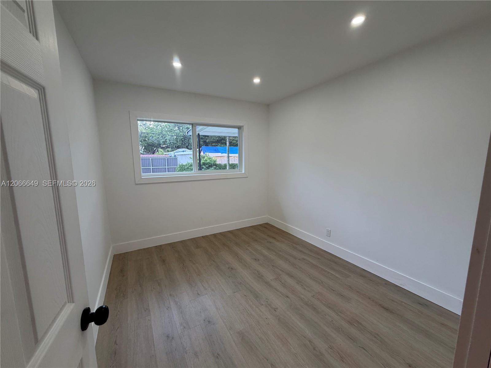 Residential Lease in Plantation 5