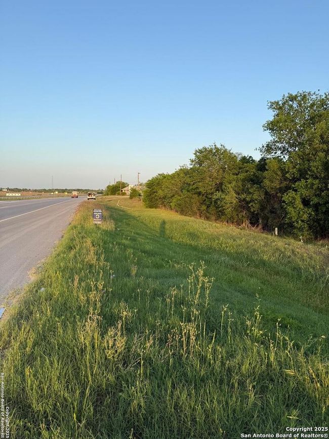 4984 S Loop 1604 E, Home with 0 bedrooms, 0 bathrooms and null parking in Elmendorf TX | Image 7