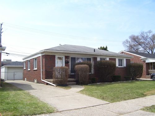 7300 Weingartz, Center Line, MI, 48015-1463 | Card Image