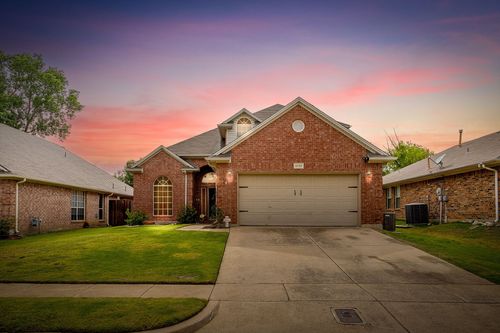 8737 Sunset Trace Dr, Fort Worth, TX, 76244-6962 | Card Image