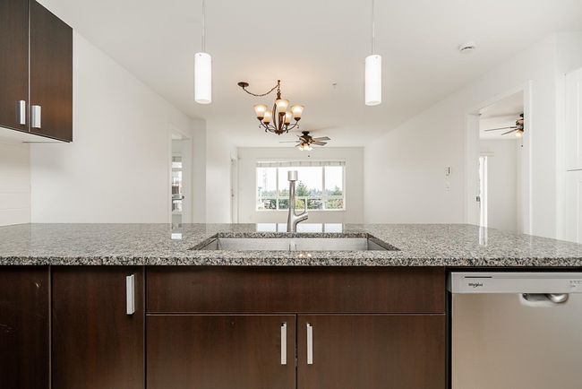 307 - 7511 120 St, Condo with 2 bedrooms, 2 bathrooms and 2 parking in Delta BC | Image 12
