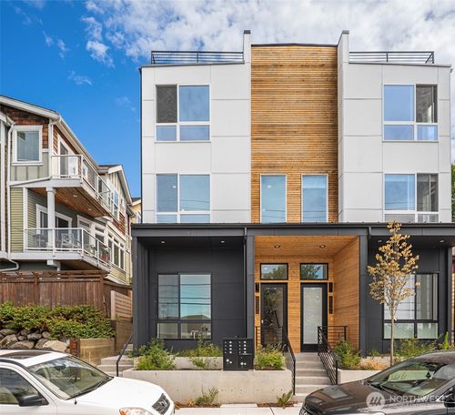 c-2538 14th Ave W, Seattle, WA, 98119-2120 | Card Image