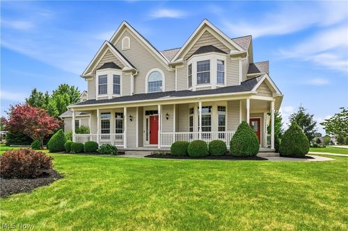 4275 Deer Run Dr, Medina, OH, 44256-6111 | Card Image