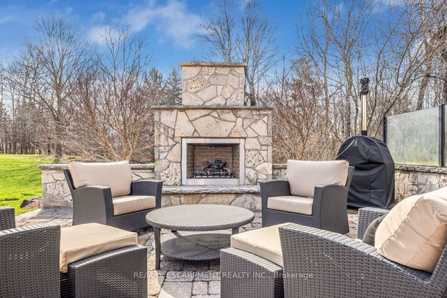 5029 Cedar Springs Crt, House other with 3 bedrooms, 3 bathrooms and 12 parking in Burlington ON | Image 43