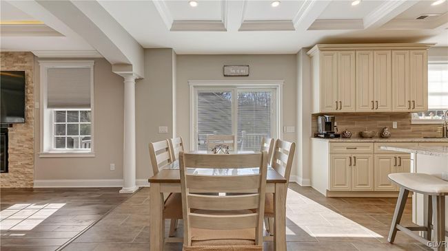 Breakfast Nook | Image 24