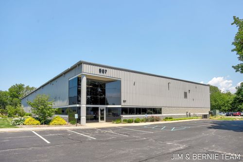 987 Productions Ct, Holland, MI, 49423-9219 | Card Image