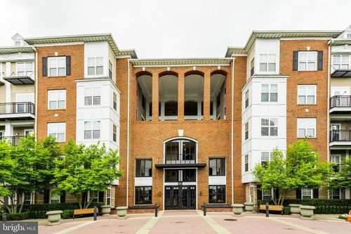 p83-501 Hungerford Dr, ROCKVILLE, MD, 20850-1761 | Card Image