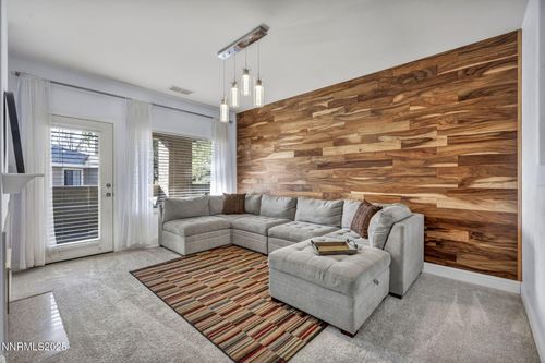 3223-900 S Meadows Pkwy, Reno, NV, 89521-5858 | Card Image