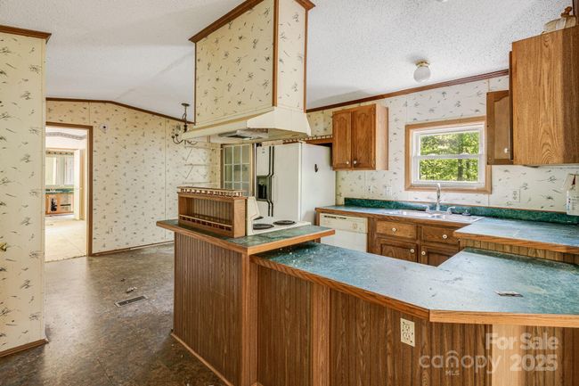 501 Deer Chase Cir, House other with 2 bedrooms, 2 bathrooms and null parking in Cedar Mountain NC | Image 13