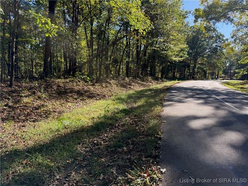 869 S Chimes Ct, Santa Claus, IN, 47579-6103 | Card Image