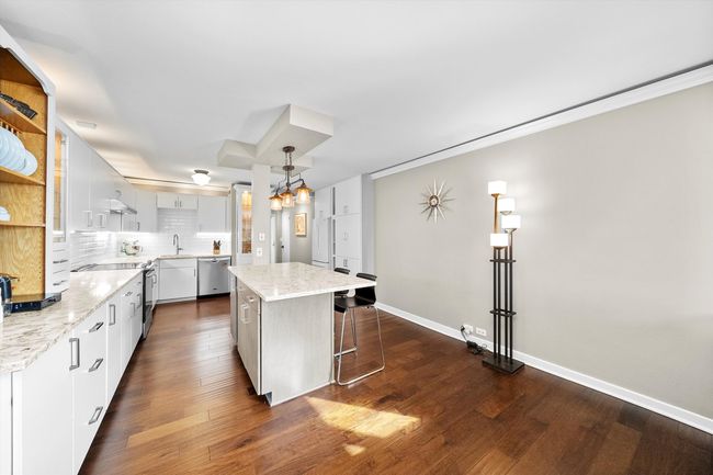 APT-1409 - 1850 N Clark St, Condo with 3 bedrooms, 3 bathrooms and 2 parking in CHICAGO IL | Image 14