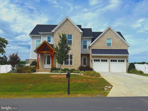 347 Moon Stone Dr, KEARNEYSVILLE, WV, 25430-2631 | Card Image