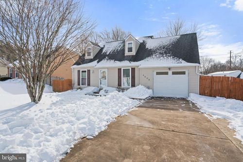 5606 Roundtree Dr, WOODBRIDGE, VA, 22193-3707 | Card Image