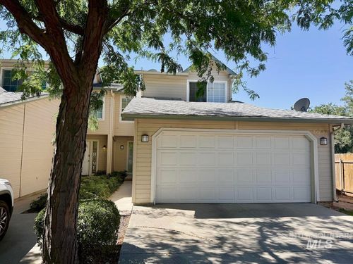 7047 W Irving Ln, Boise, ID, 83704-8681 | Card Image