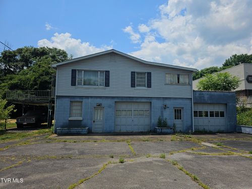 5239 Us Highway 421, Pennington Gap, VA, 24277-2261 | Card Image