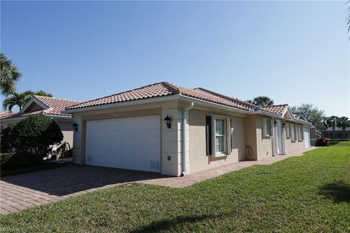 28983 Vermillion Ln, BONITA SPRINGS, FL, 34135-8592 | Card Image