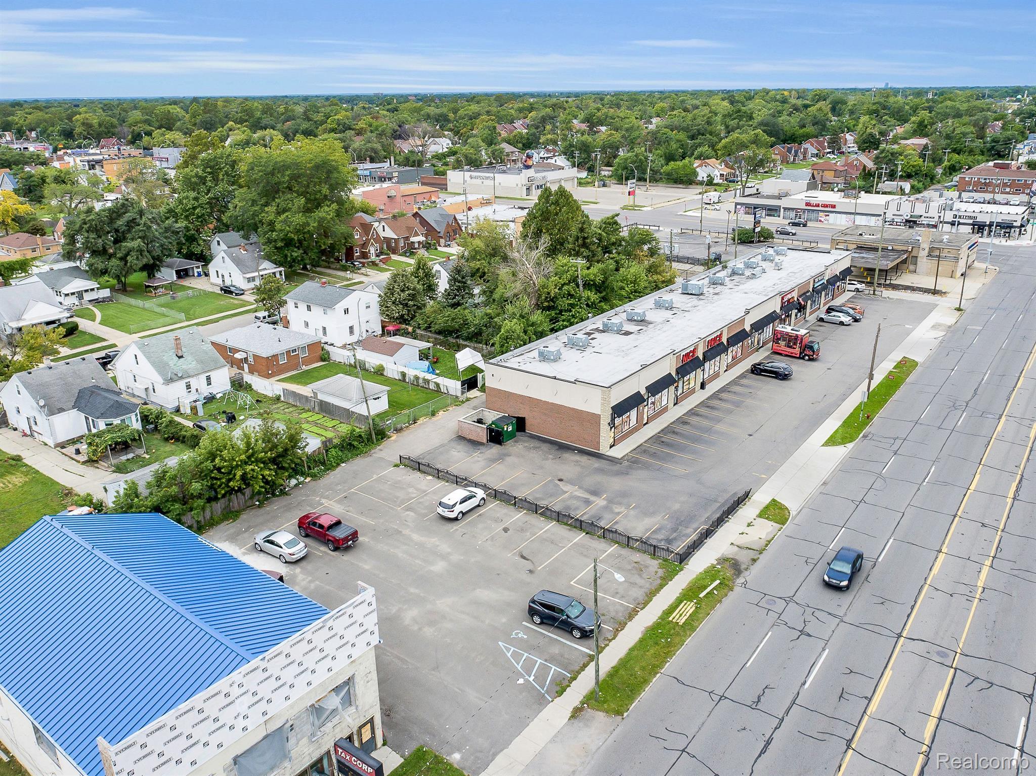 Commercial Lease in Detroit 3