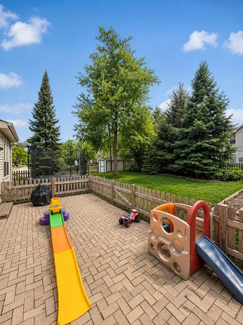 1844 S Robin Ct, Libertyville, IL, 60048-4614 | Card Image