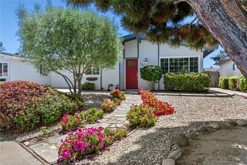 160 Jennifer Ct, Grover Beach, CA, 93433-3207 | Card Image